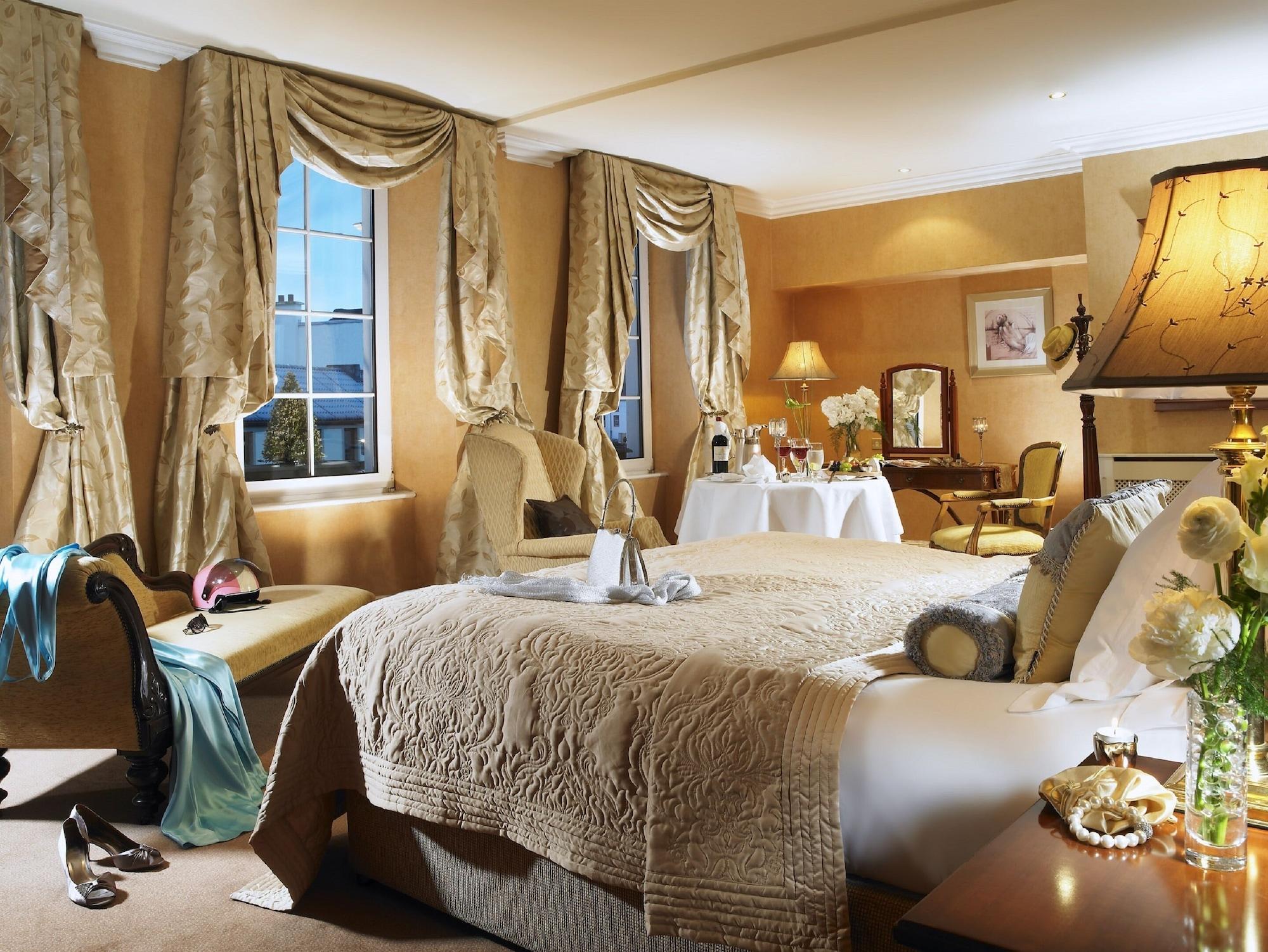 Killarney Royal Hotel Bagian luar foto
