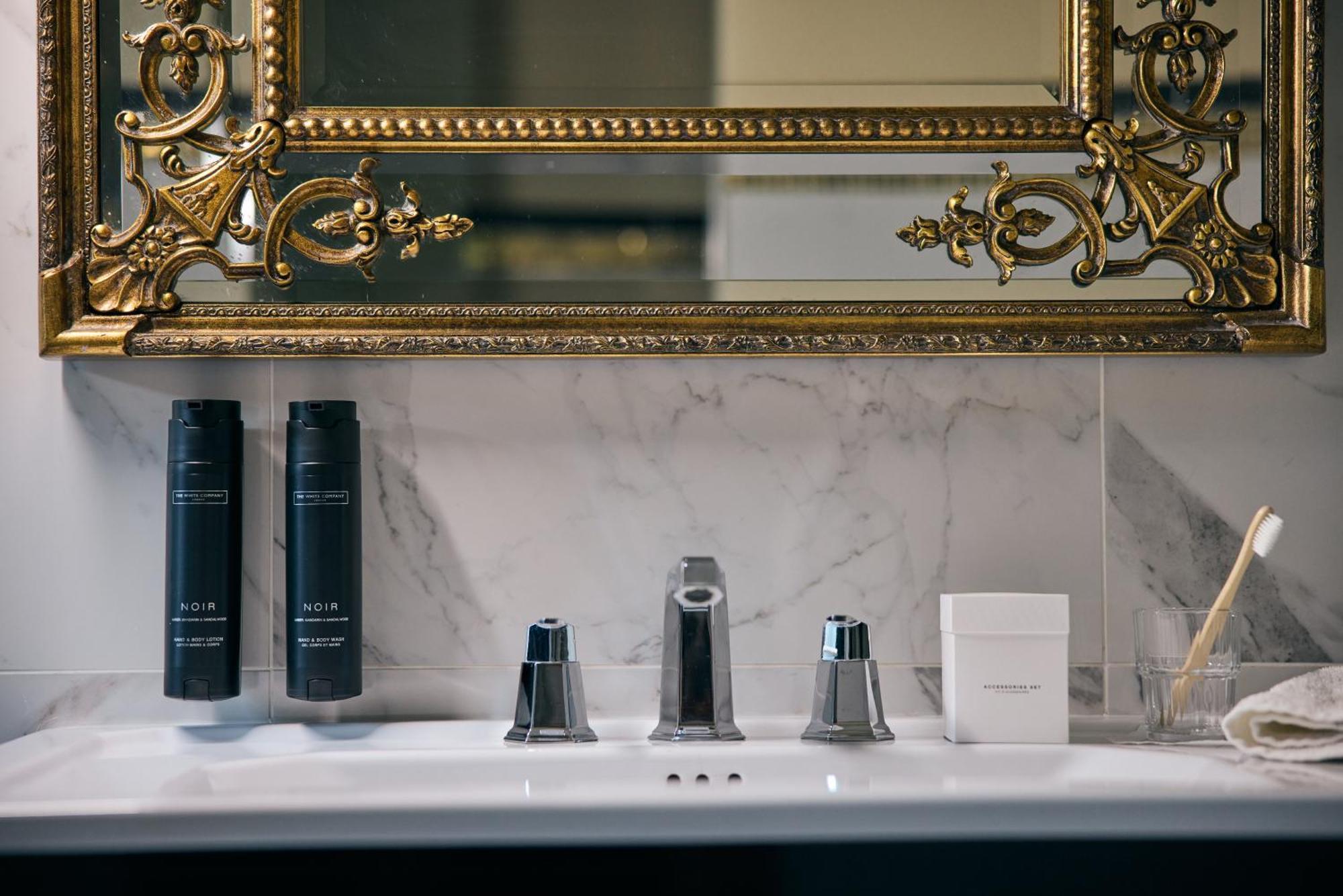 Killarney Royal Hotel Bagian luar foto