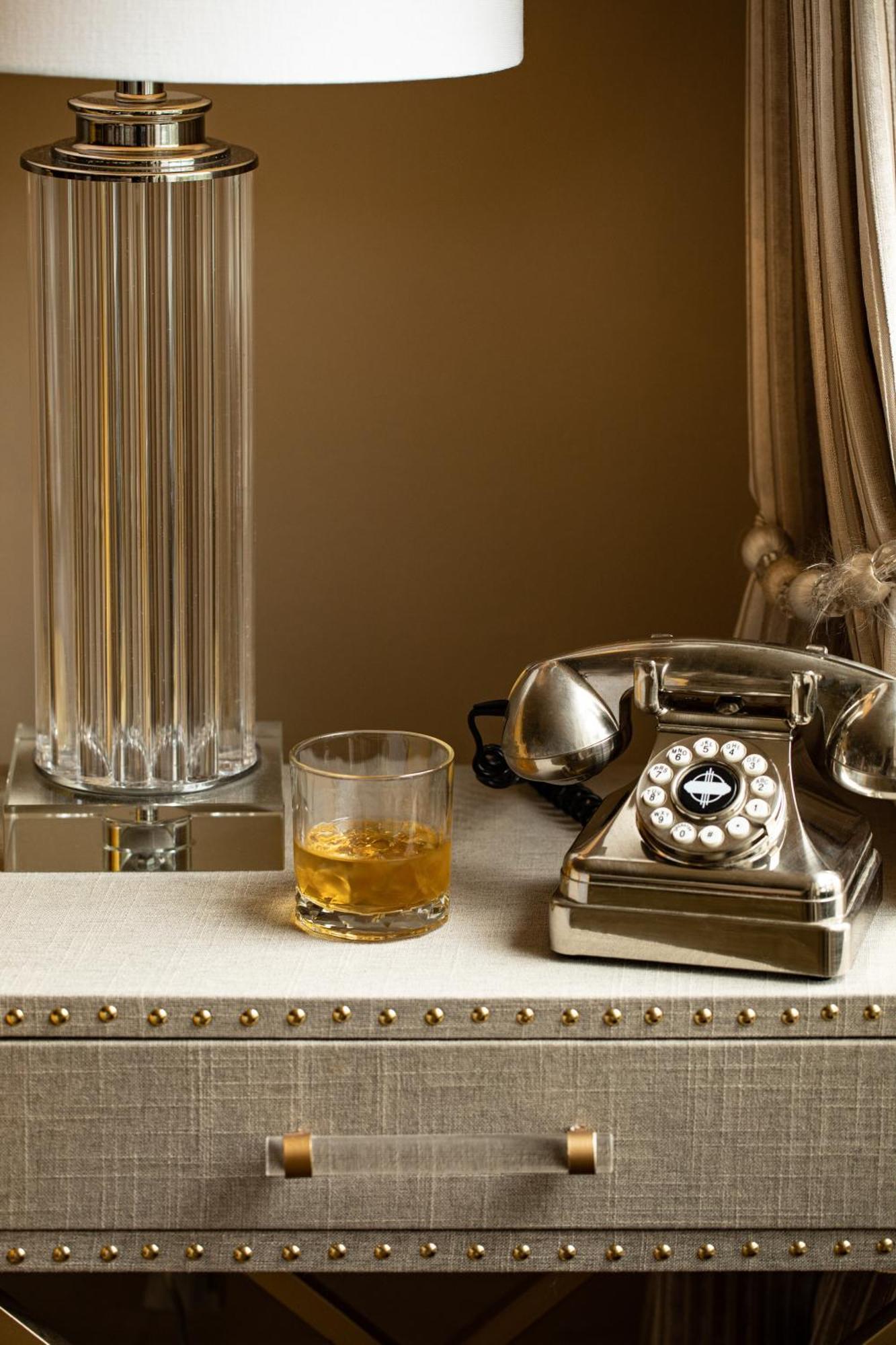 Killarney Royal Hotel Bagian luar foto